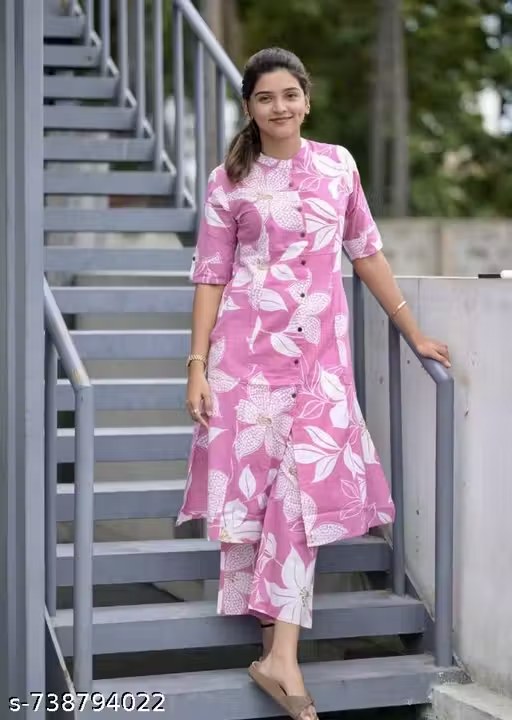 Women Trendy Pink Floral Printed Kurti Pant Set |