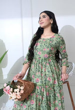 Stylish Feeding-Zip Maternity Dress
